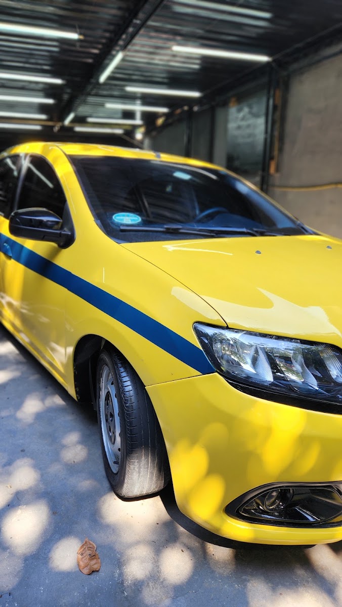 Carro polido no ZG Studio Automotivo
